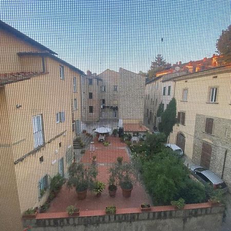 Aurora88 Apartments Arezzo Bagian luar foto