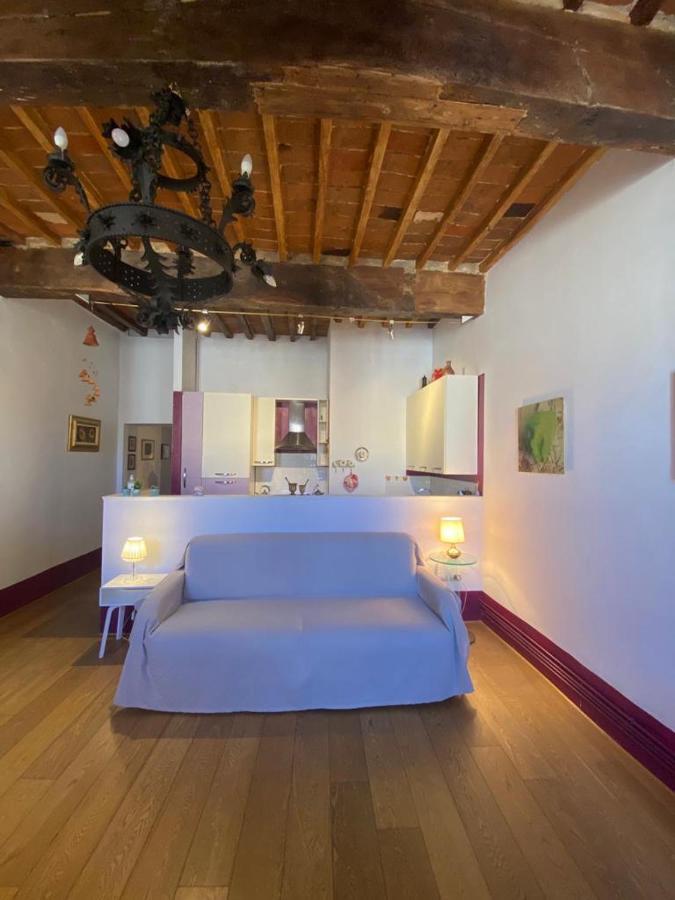 Aurora88 Apartments Arezzo Bagian luar foto